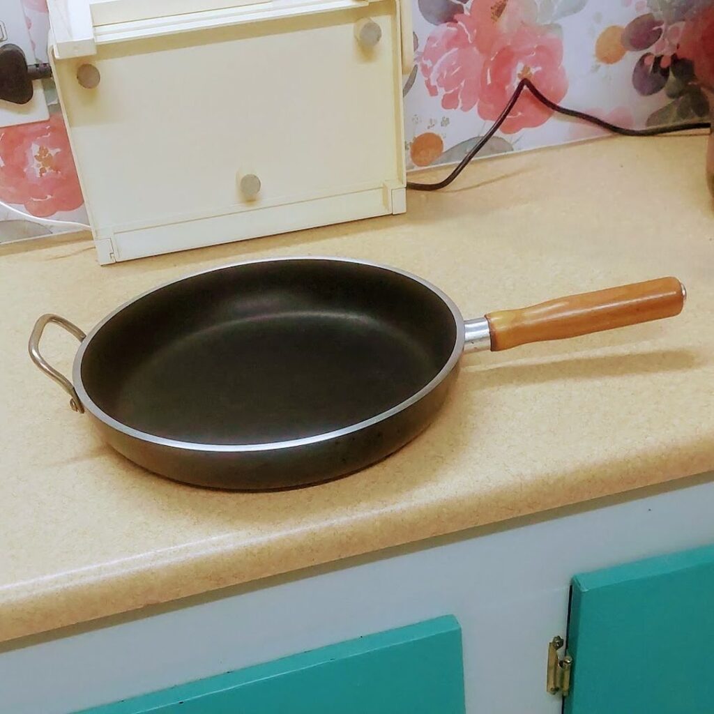 Red Volcano Cookware Volcano Cookware Frying Pan - Stafross
