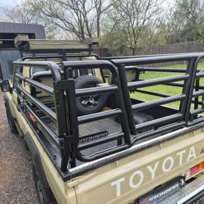 Toyota Land Cruiser Cattle Rails